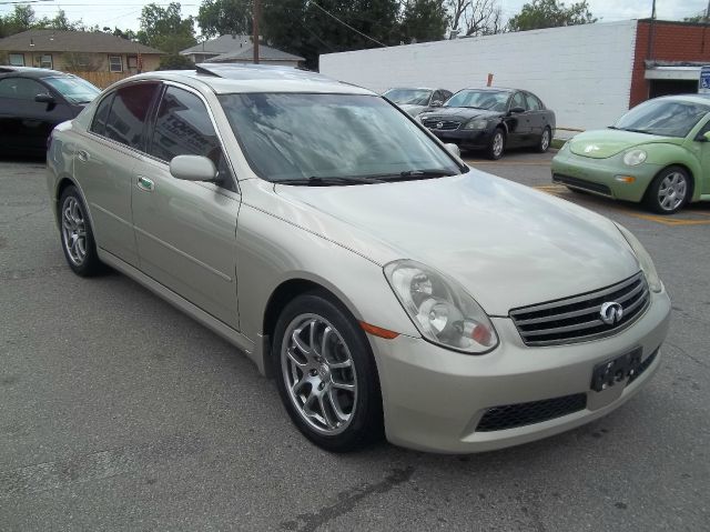 Infiniti G35 2005 photo 4