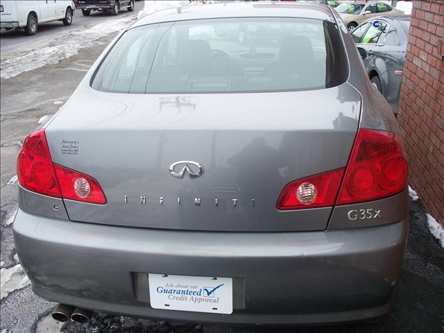 Infiniti G35 2005 photo 4