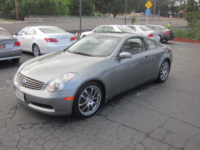 Infiniti G35 2005 photo 4