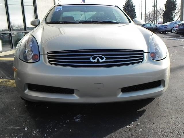 Infiniti G35 2005 photo 3