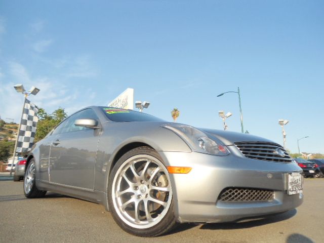 Infiniti G35 2005 photo 1