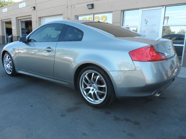 Infiniti G35 2006 photo 2