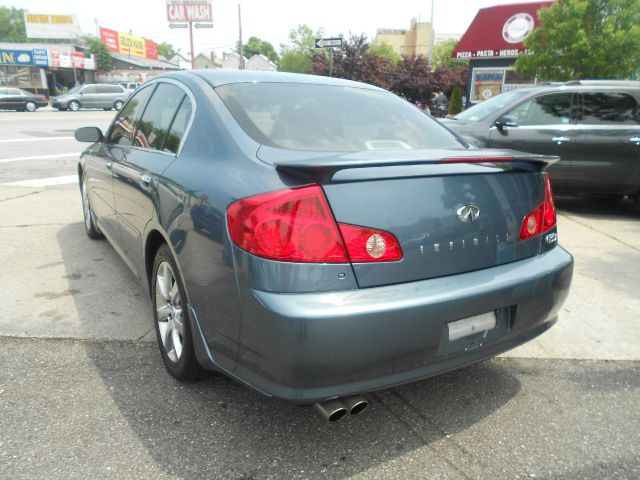 Infiniti G35 2006 photo 11