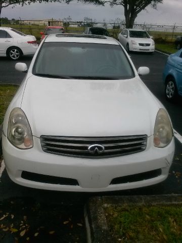 Infiniti G35 2006 photo 1