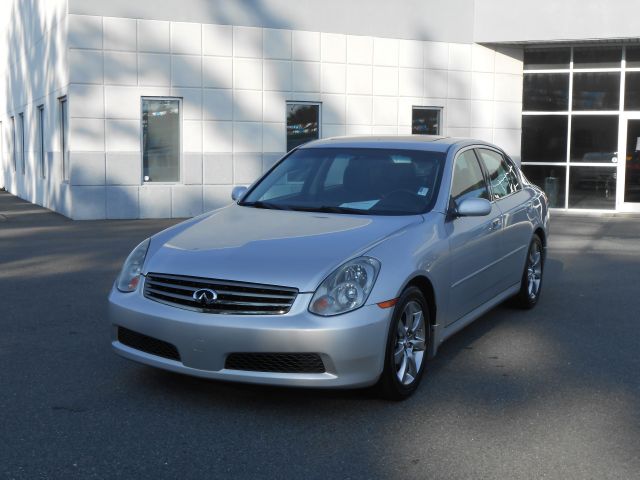 Infiniti G35 2006 photo 1