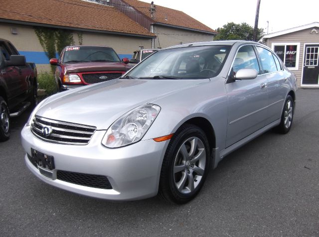 Infiniti G35 2006 photo 1