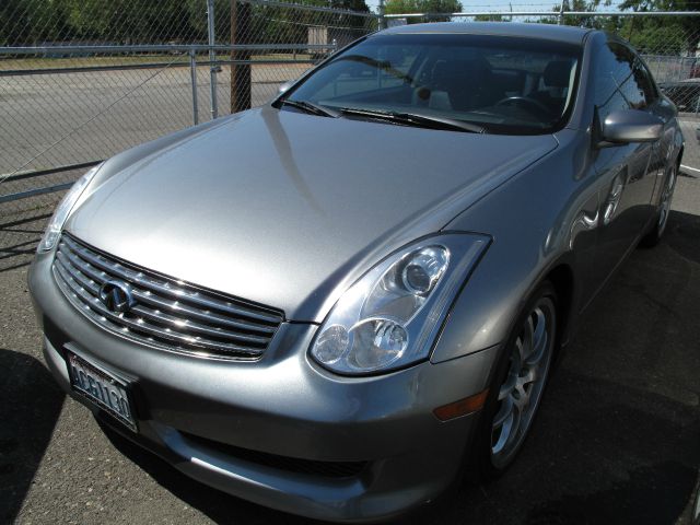 Infiniti G35 2006 photo 1