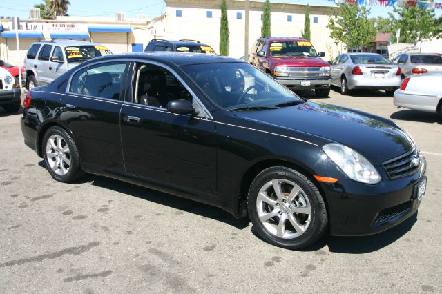 Infiniti G35 2006 photo 1