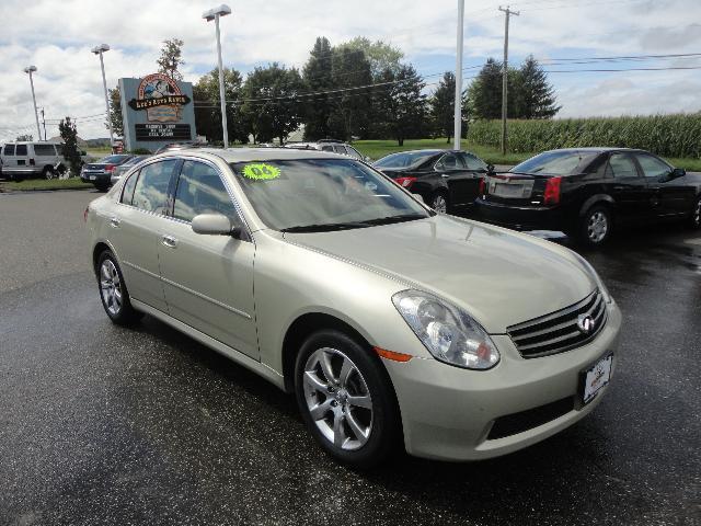 Infiniti G35 2006 photo 2