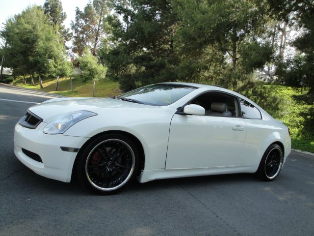 Infiniti G35 2006 photo 11