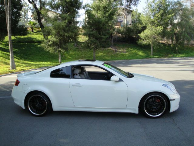 Infiniti G35 2006 photo 14