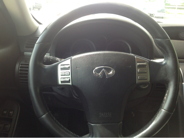 Infiniti G35 2006 photo 12