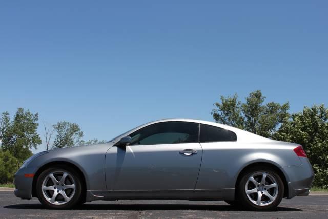 Infiniti G35 2006 photo 2