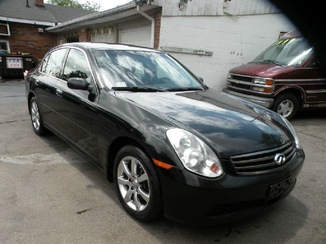 Infiniti G35 2006 photo 4