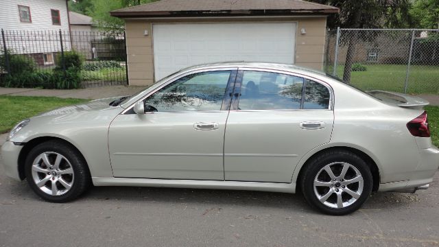 Infiniti G35 2006 photo 22