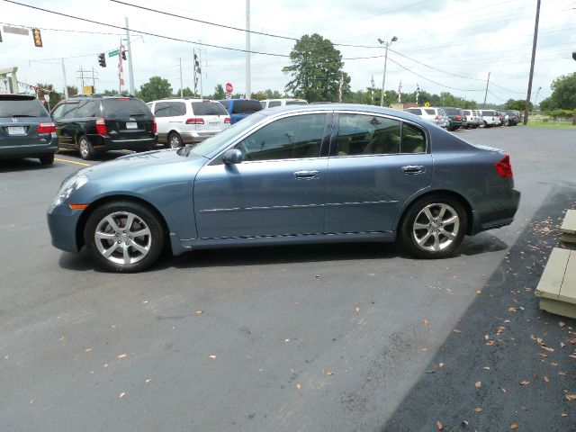 Infiniti G35 2006 photo 1