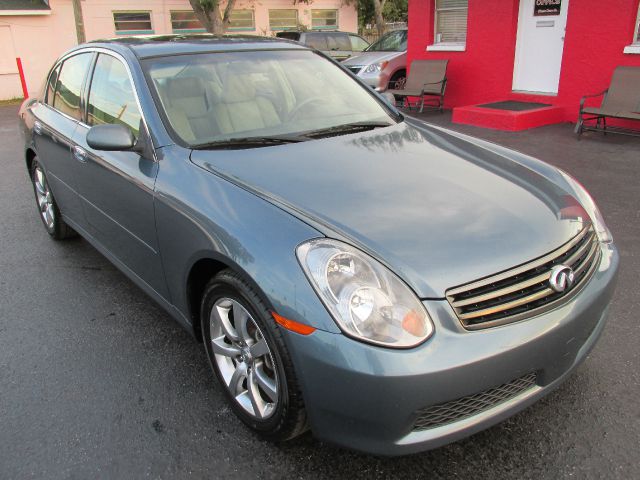 Infiniti G35 2006 photo 2