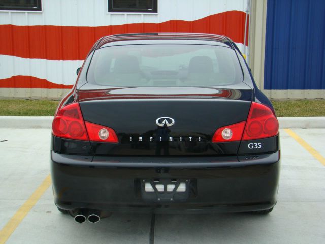 Infiniti G35 2006 photo 2