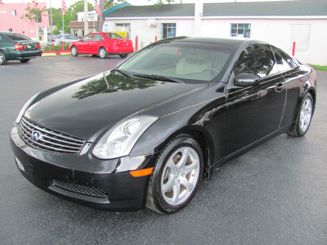 Infiniti G35 2006 photo 1