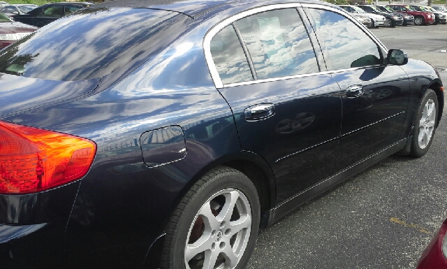 Infiniti G35 2006 photo 2