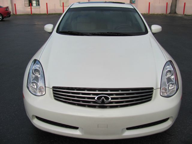 Infiniti G35 2006 photo 2