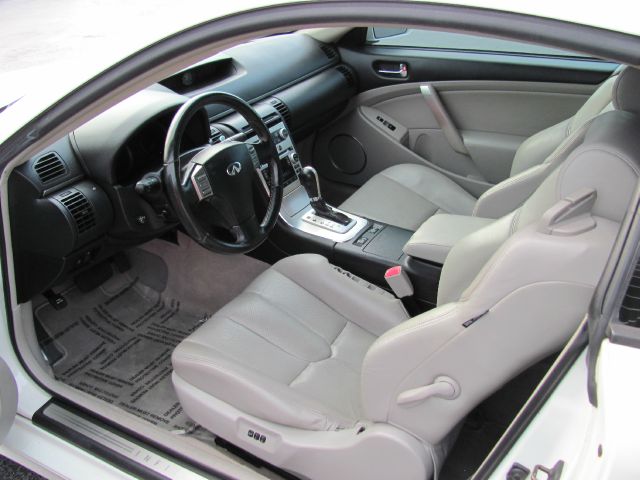 Infiniti G35 2006 photo 39