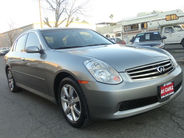 Infiniti G35 2006 photo 3