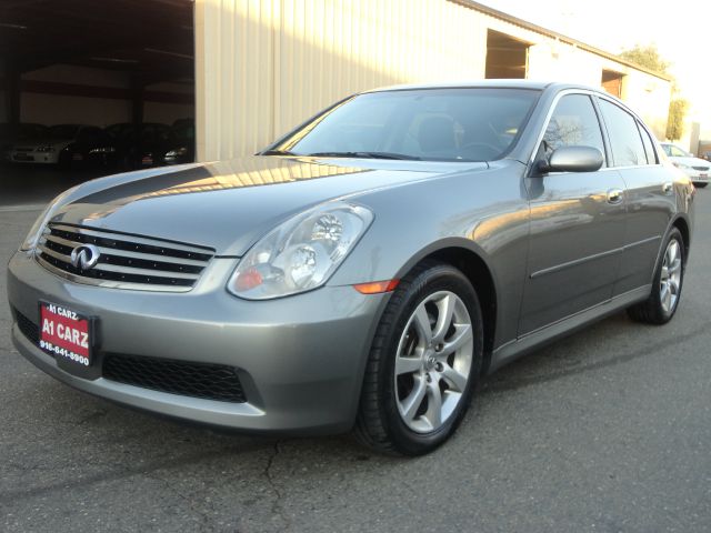 Infiniti G35 2006 photo 4