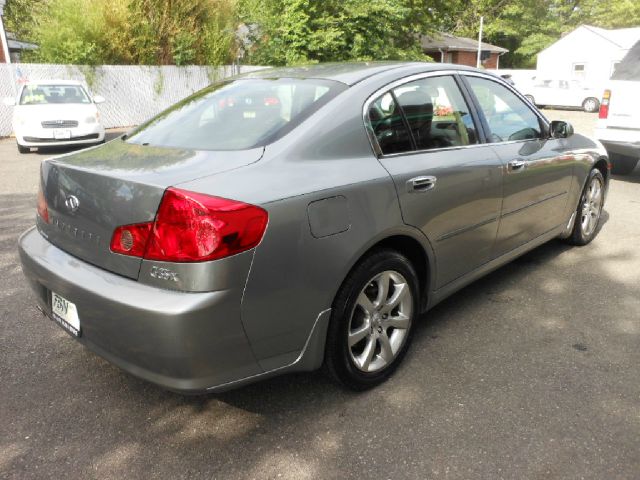 Infiniti G35 2006 photo 3