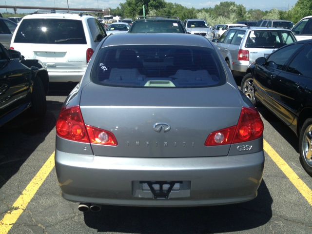 Infiniti G35 2006 photo 3