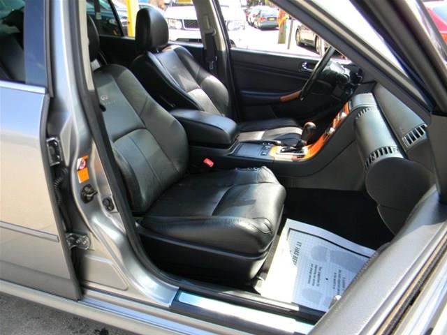 Infiniti G35 2006 photo 3