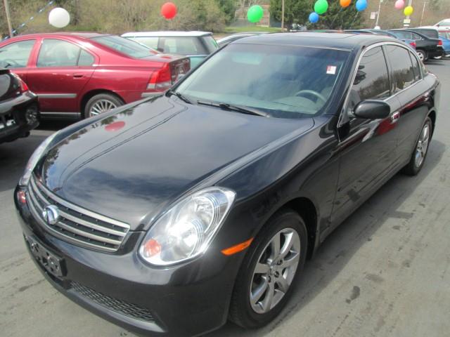 Infiniti G35 2006 photo 2