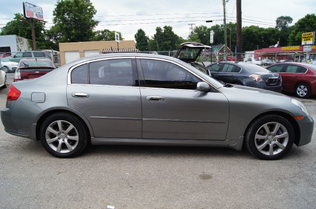 Infiniti G35 2006 photo 3