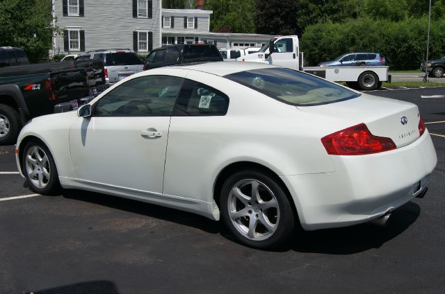 Infiniti G35 2006 photo 4