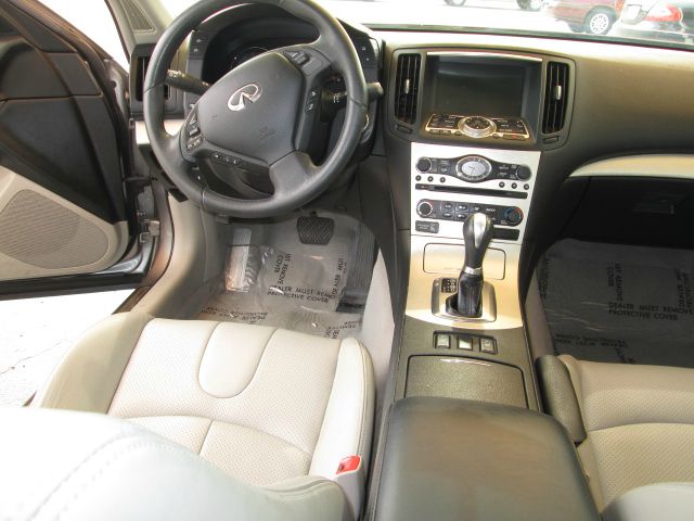 Infiniti G35 2007 photo 1