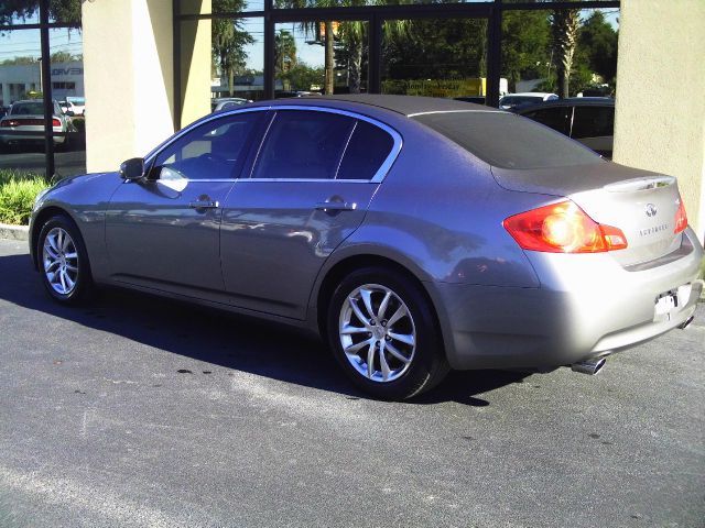 Infiniti G35 2007 photo 4