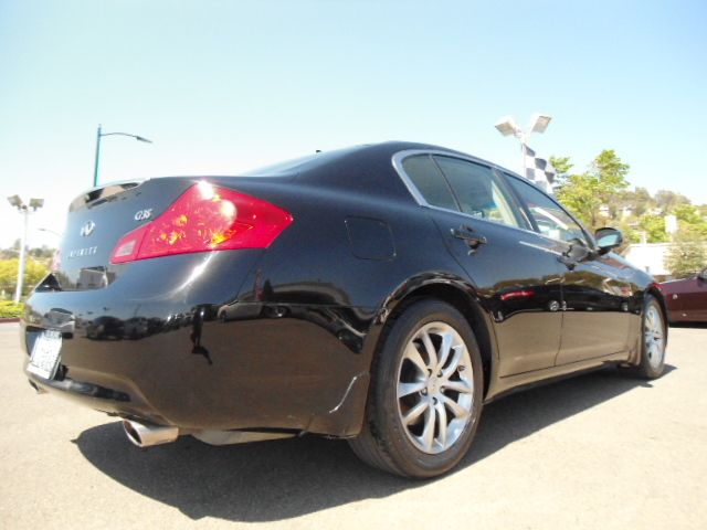 Infiniti G35 2007 photo 1