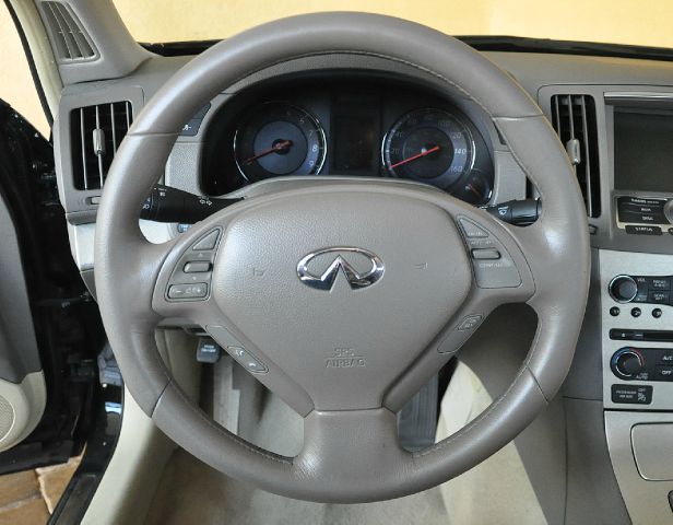 Infiniti G35 2007 photo 5