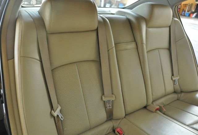 Infiniti G35 2007 photo 9