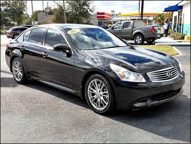 Infiniti G35 2007 photo 2