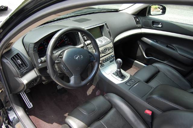 Infiniti G35 2007 photo 4