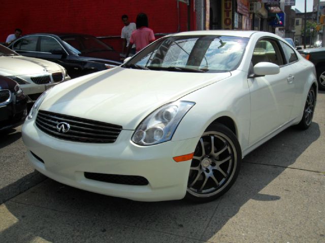 Infiniti G35 2007 photo 3