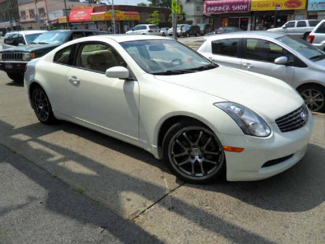 Infiniti G35 2007 photo 4