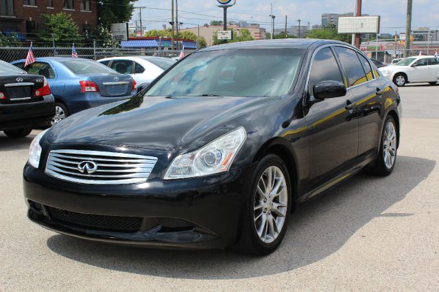 Infiniti G35 2007 photo 3