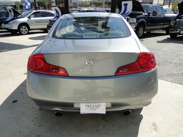 Infiniti G35 2007 photo 3