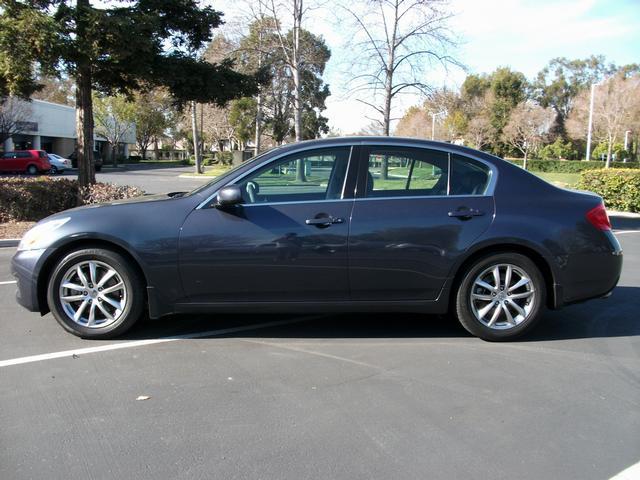 Infiniti G35 XLS Utility Pickup 4D Sedan