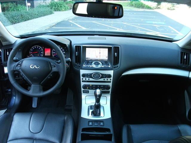 Infiniti G35 2007 photo 2