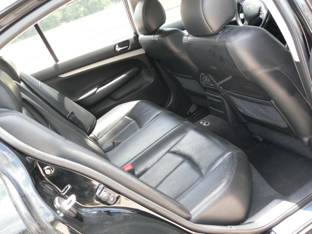 Infiniti G35 2007 photo 3