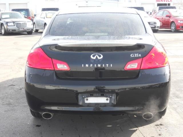 Infiniti G35 2007 photo 3