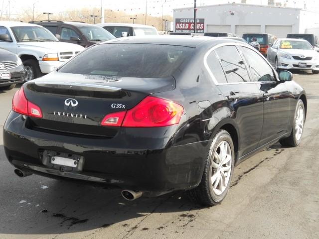 Infiniti G35 2007 photo 4